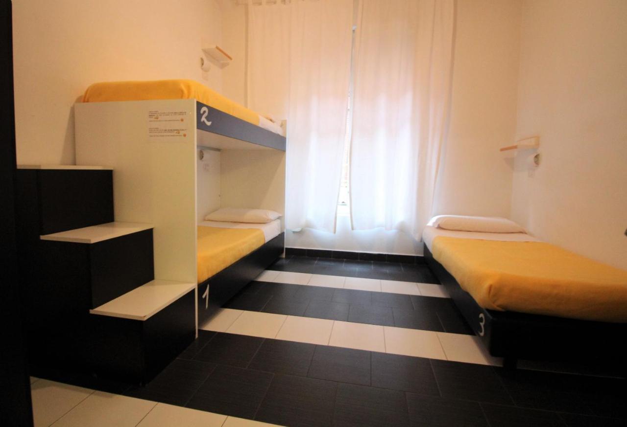 New Generation Hostel Milan Center Exterior photo