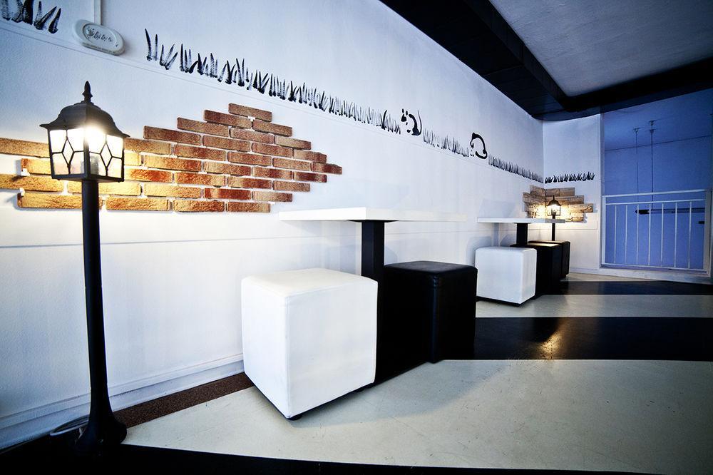 New Generation Hostel Milan Center Exterior photo