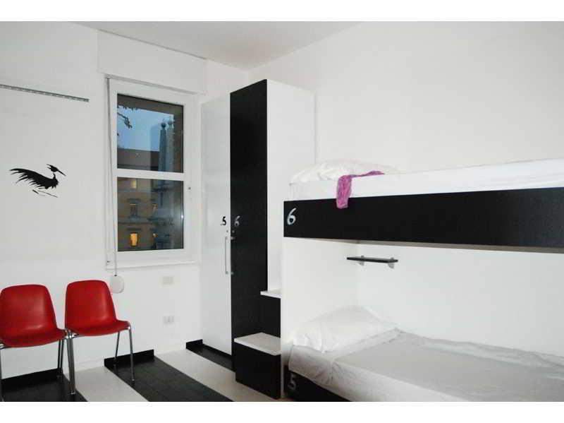 New Generation Hostel Milan Center Exterior photo