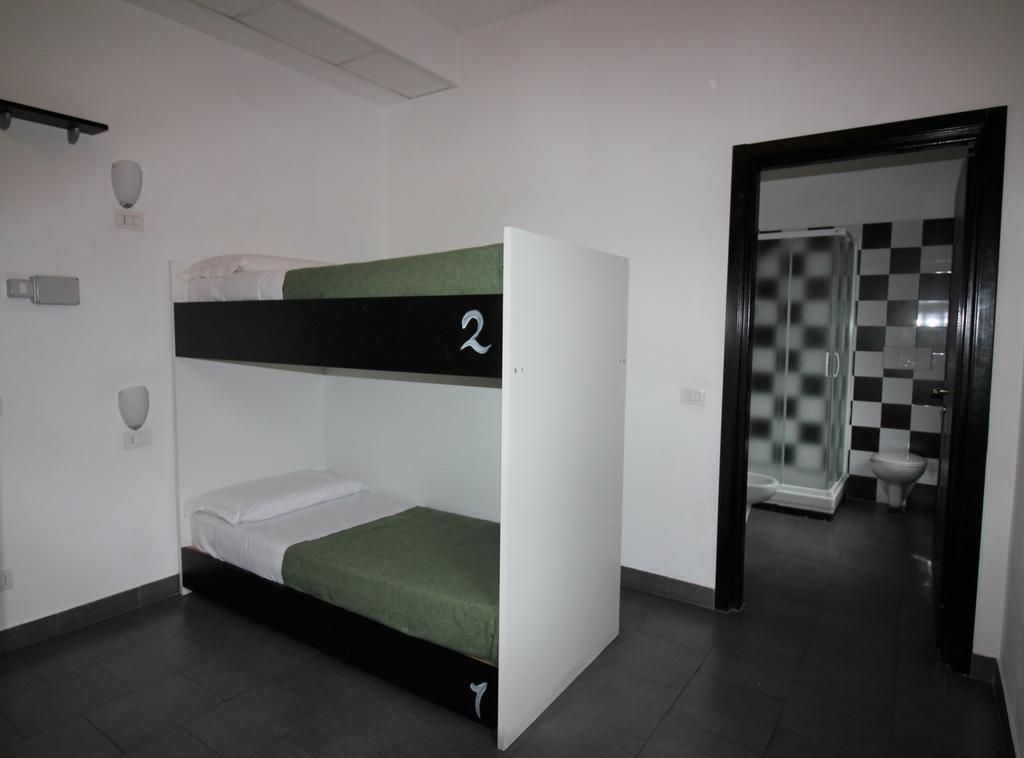 New Generation Hostel Milan Center Exterior photo