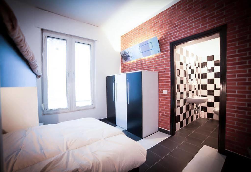 New Generation Hostel Milan Center Exterior photo